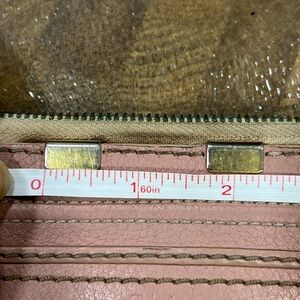 CHLOÉ MARCIE LONG ZIPPED WALLET .